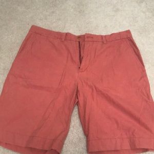 Men’s Tommy Hilfiger Salmon Shorts. Size 36